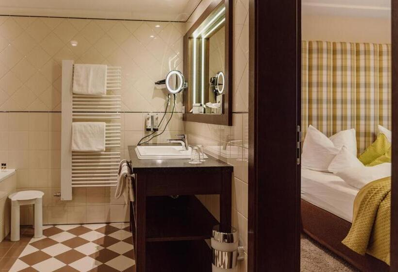 Полулюкс с Балконом, Der Eisvogel Wellness & Genuss