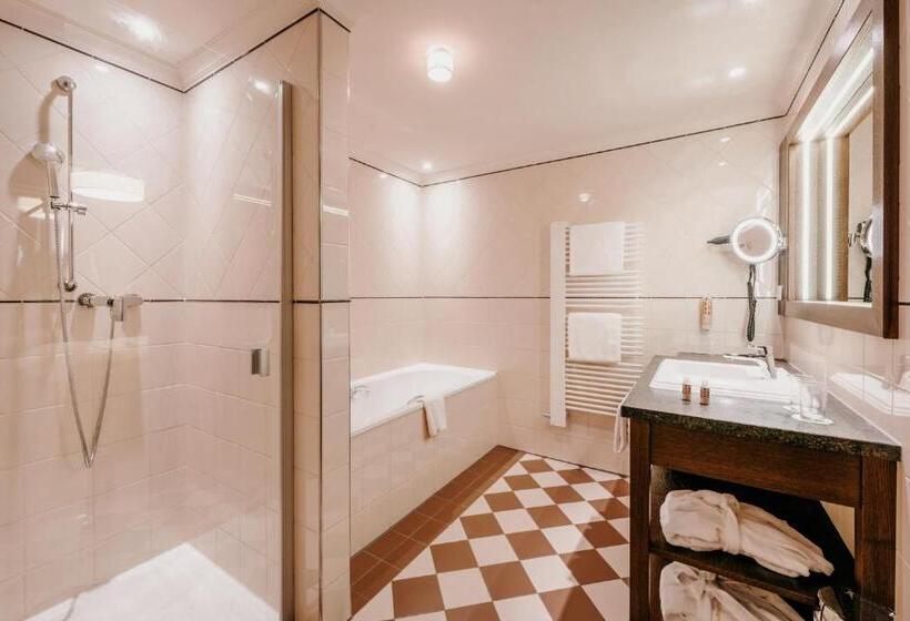 Полулюкс с Балконом, Der Eisvogel Wellness & Genuss