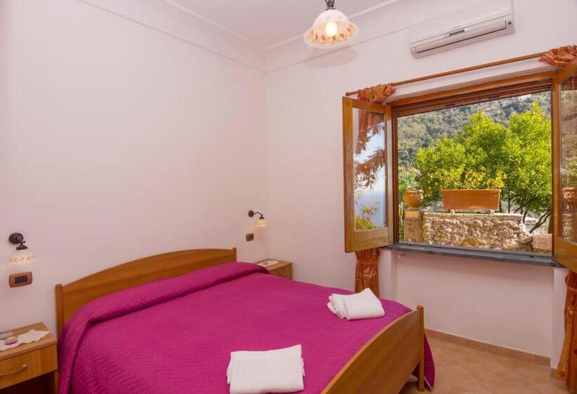 شقة غرفة واحدة مطلة على البحر, Le Nereidi B&b