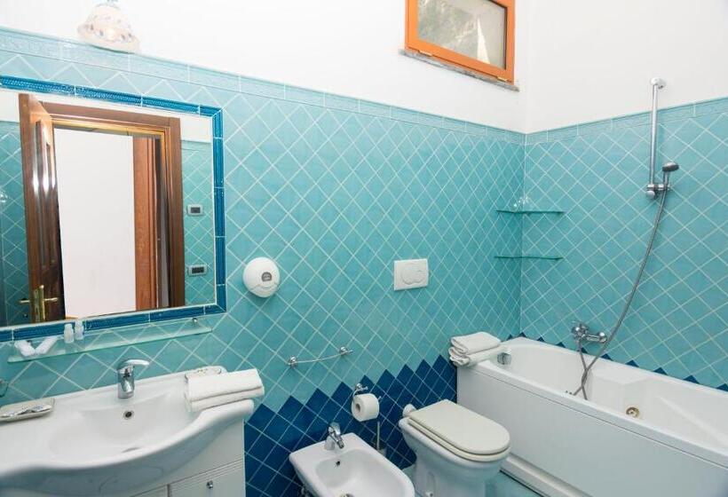 شقة غرفة واحدة مطلة على البحر, Le Nereidi B&b