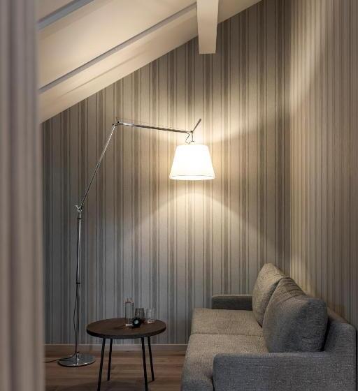 سوییت دوبلکس, Magdalener Hof