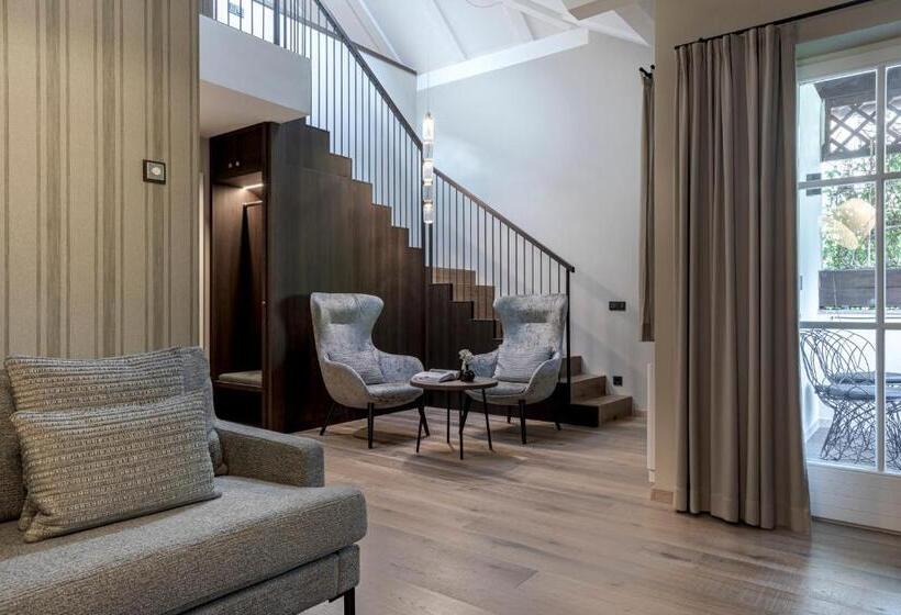 سوییت دوبلکس, Magdalener Hof