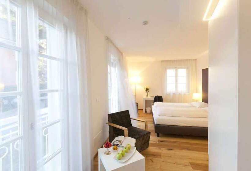 اتاق لوکس, Magdalener Hof