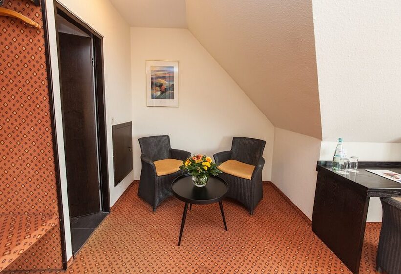 Номер Комфорт, Strohgäu