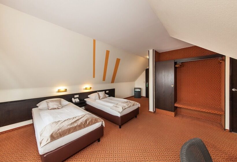 Номер Комфорт, Strohgäu