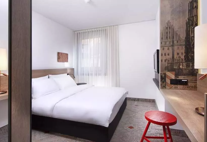 コンフォートルーム, Sorat Hotel Saxx Nürnberg