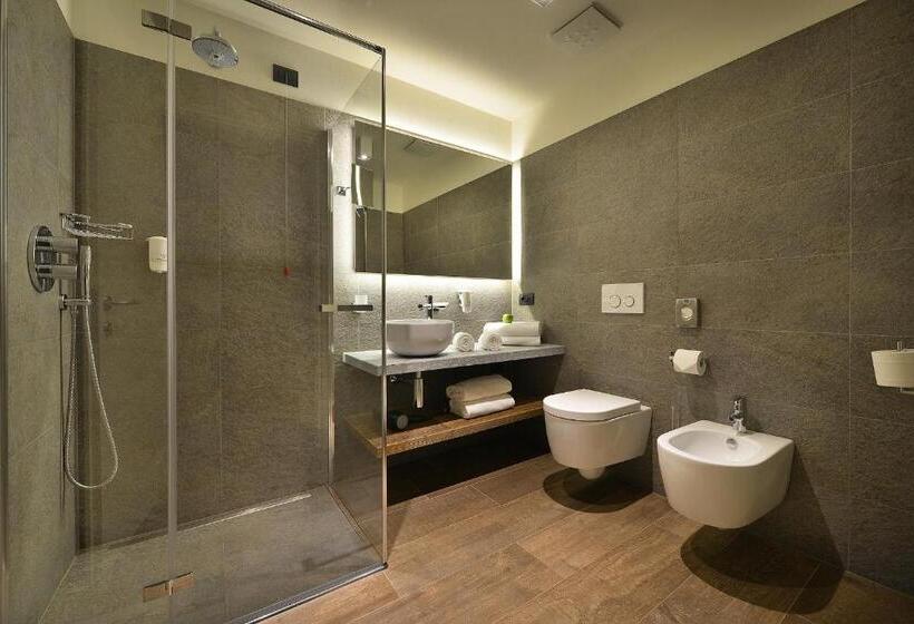 غرفة سوبيريور, Sporting Family Hospitality