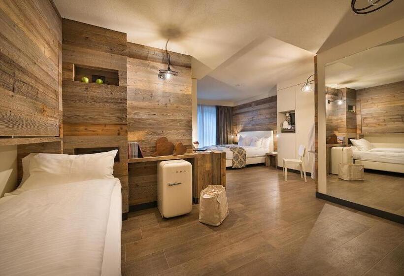 غرفة كومفورت ثلاثية, Sporting Family Hospitality