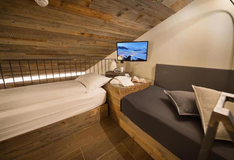 غرفة سوبيريور ثلاثية, Sporting Family Hospitality