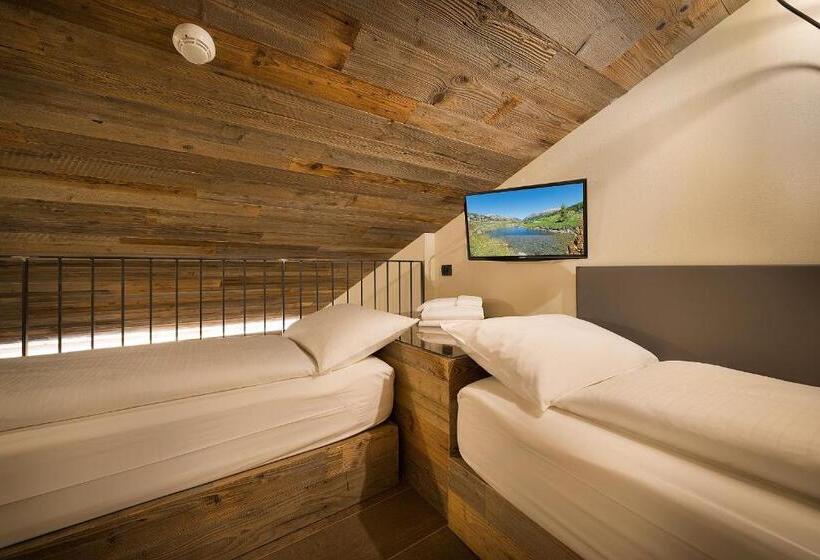 غرفة عائلية, Sporting Family Hospitality