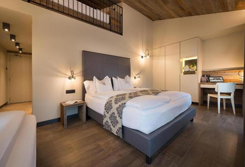 غرفة عائلية, Sporting Family Hospitality