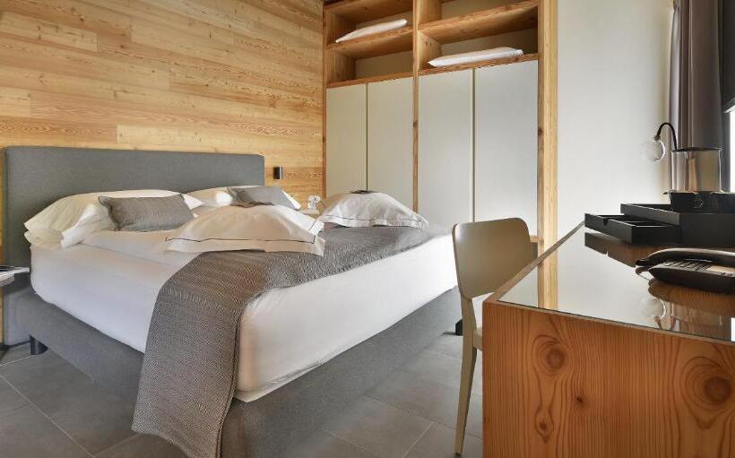 غرفة ديلوكس رباعية, Sporting Family Hospitality