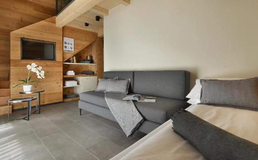 غرفة عائلية, Sporting Family Hospitality