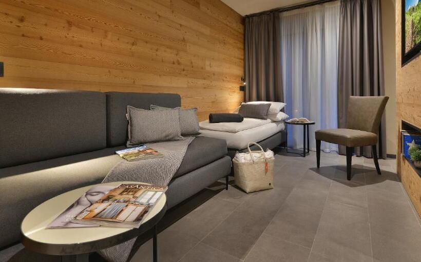 غرفة ديلوكس عائلية, Sporting Family Hospitality