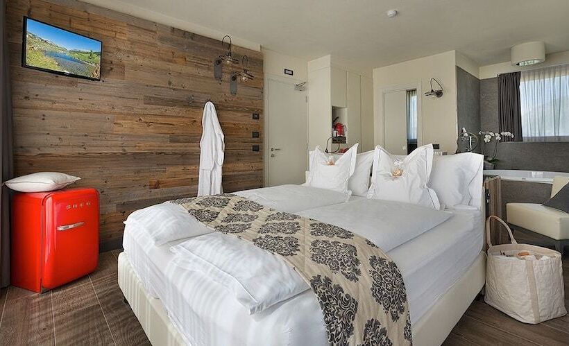 غرفة ديلوكس, Sporting Family Hospitality