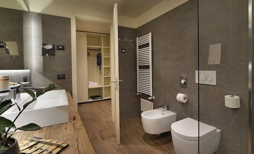 غرفة كومفورت ثلاثية, Sporting Family Hospitality