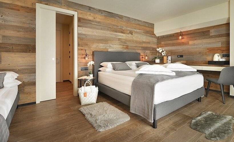 غرفة كومفورت ثلاثية, Sporting Family Hospitality