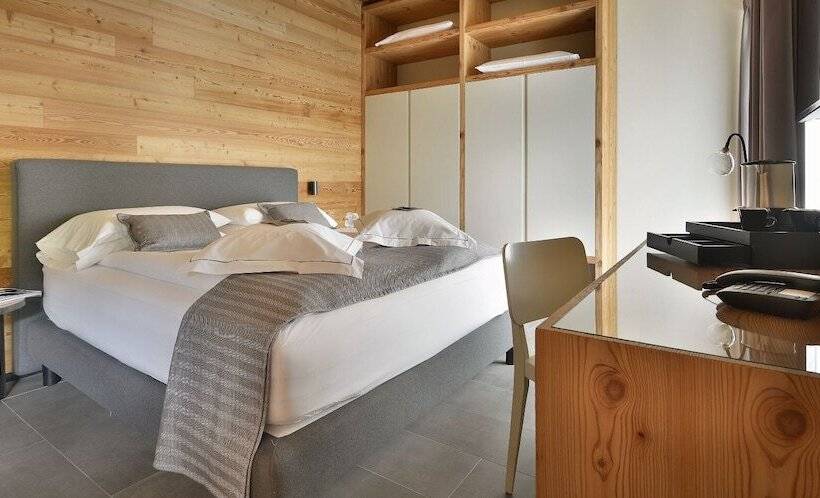 غرفة ديلوكس رباعية, Sporting Family Hospitality