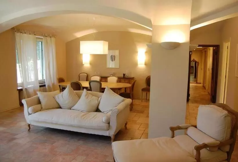 スーペリアー１ベッドルームビラ, Le Serre Suites & Apartments
