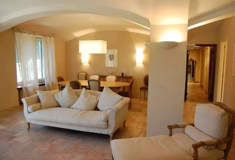 スーペリアー１ベッドルームビラ, Le Serre Suites & Apartments