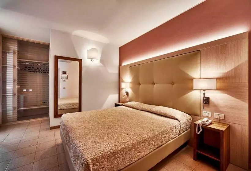 اتاق استاندارد, Palace Hotel Regina
