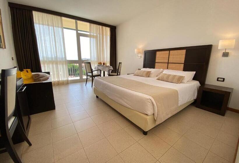 4인용 스탠다드 룸, Palace Hotel Regina