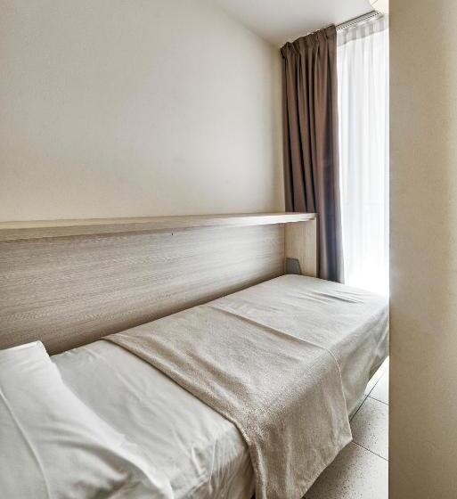 Семейный Номер, Palace Hotel Regina