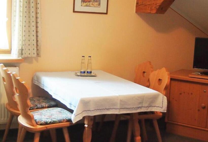 １ベッドルームアパートメント, Land Wirtschaft Höß