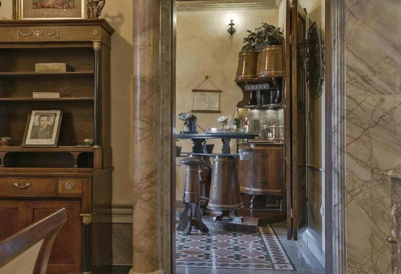 스위트, Palazzo Coli Bizzarrini