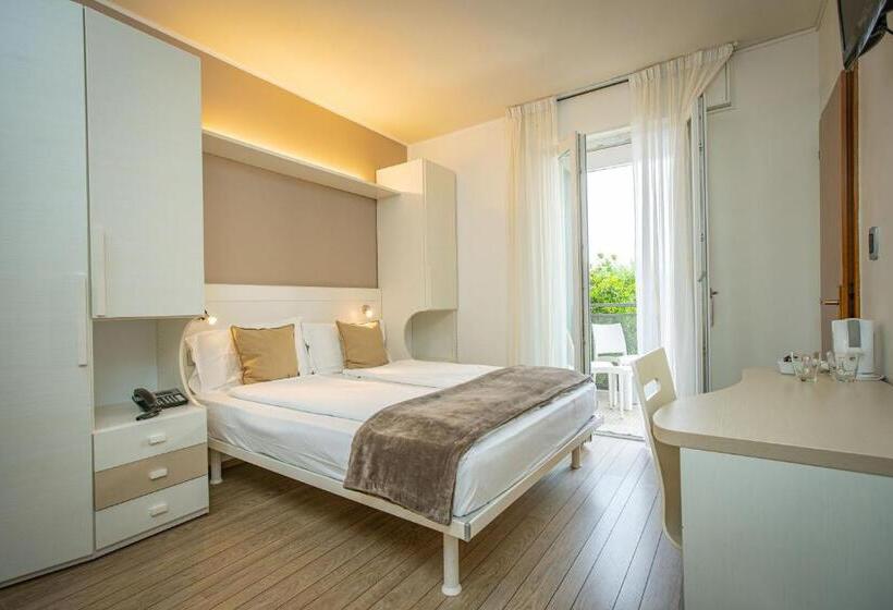 חדר סטנדרט עם מרפסת, Villa Alberta