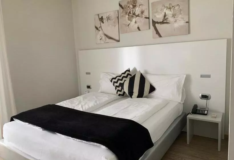 Pokój Standard z Balkonem, Villa Alberta