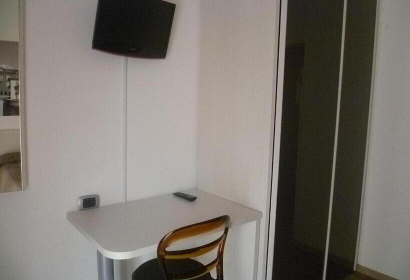 חדר סטנדרט עם מרפסת, Villa Alberta