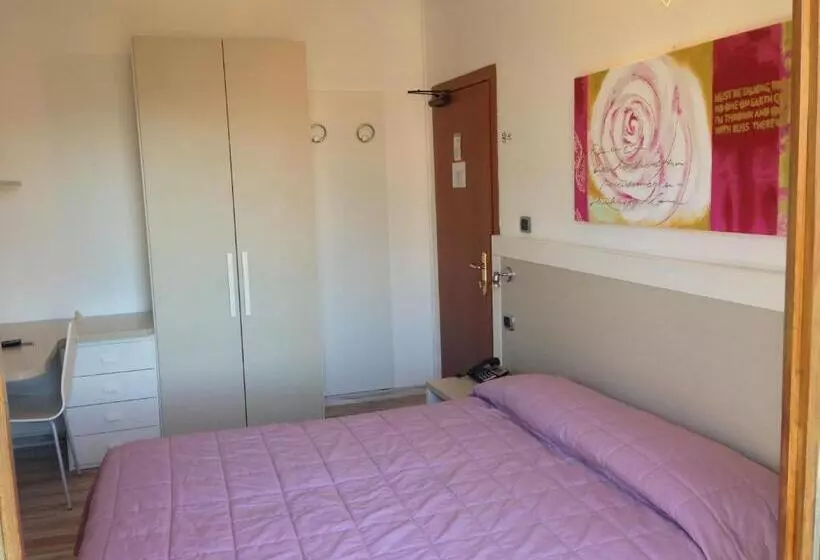 Pokój Standard Jednoosobowy, Villa Alberta