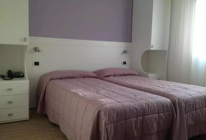 Pokój Standard Jednoosobowy, Villa Alberta