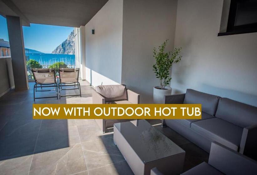 Suite with lake view, Villa Enrica