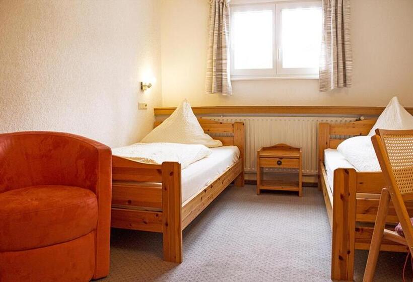 패밀리 룸, Pension Kramer