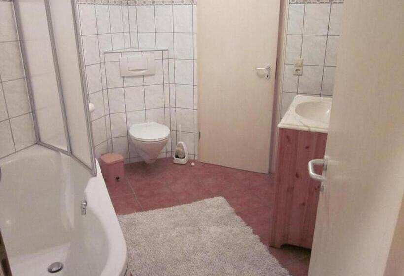 침실 2개 아파트, Pension Kramer