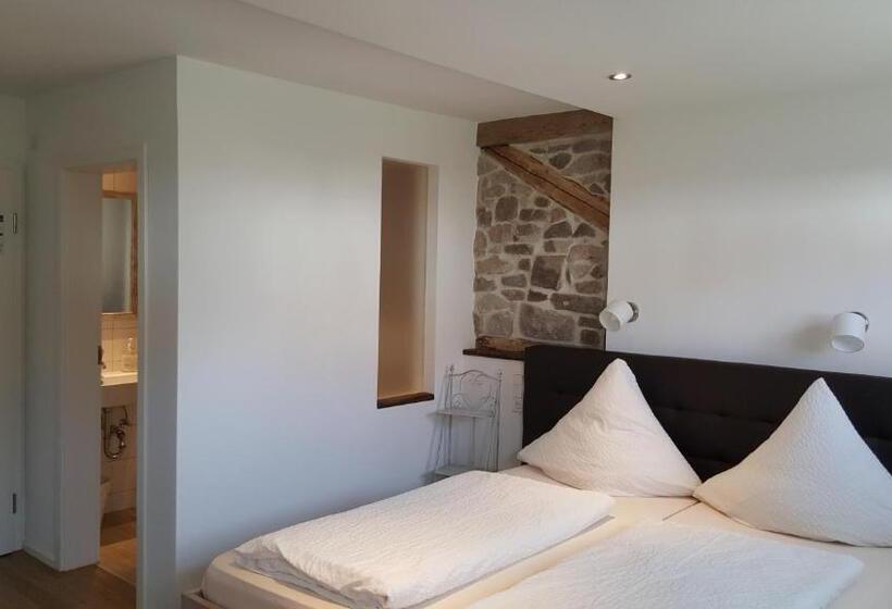 패밀리 룸, Pension Kramer