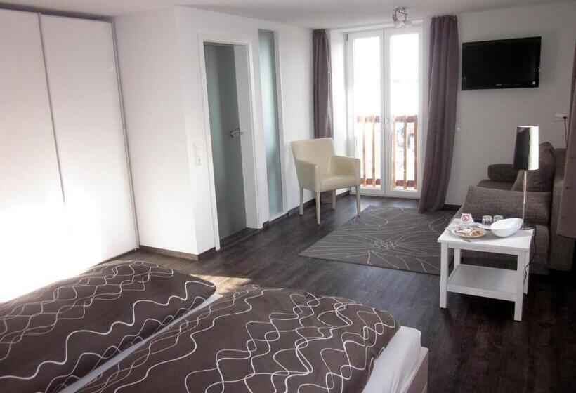 컴포트 룸, Pension Kramer