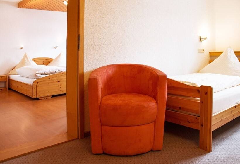 패밀리 룸, Pension Kramer