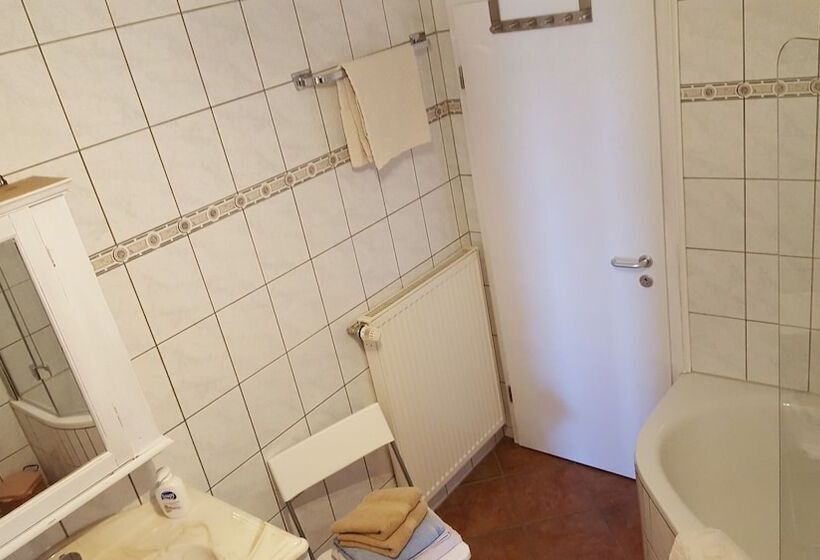 침실 2개 아파트, Pension Kramer