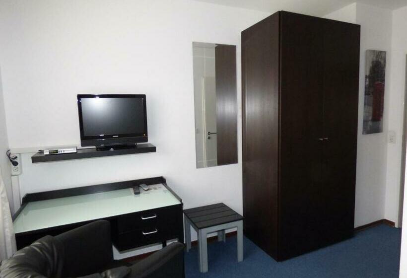 غرفة قياسية فردية, Alt Buttgen