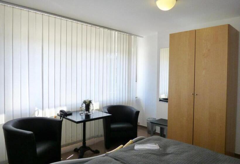 غرفة كلاسيكية, Alt Buttgen