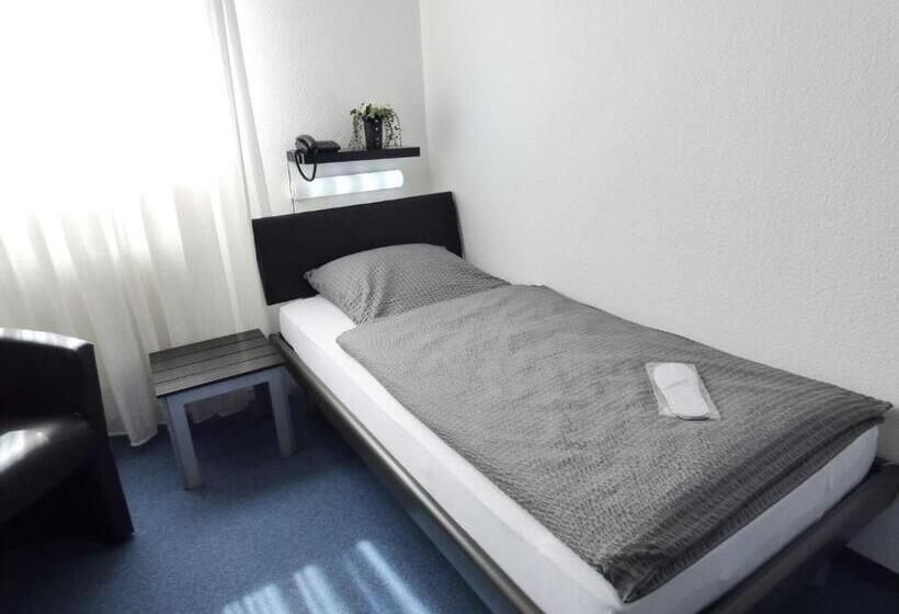 غرفة كلاسيكية فردية, Alt Buttgen