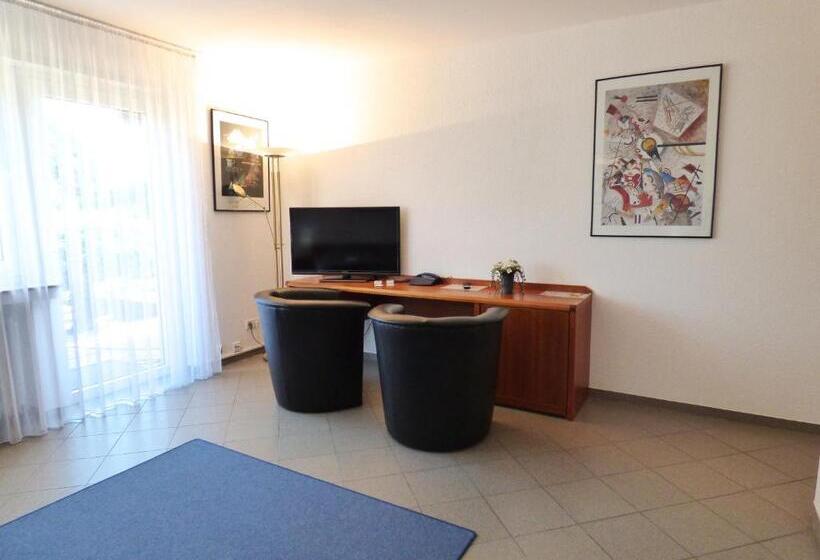 غرفة كلاسيكية, Alt Buttgen