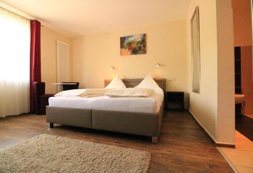 스탠다드 룸, Christiana S Wein & Art