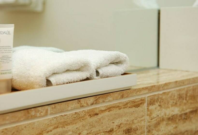 スタンダードルーム, Das Spritzenhaus