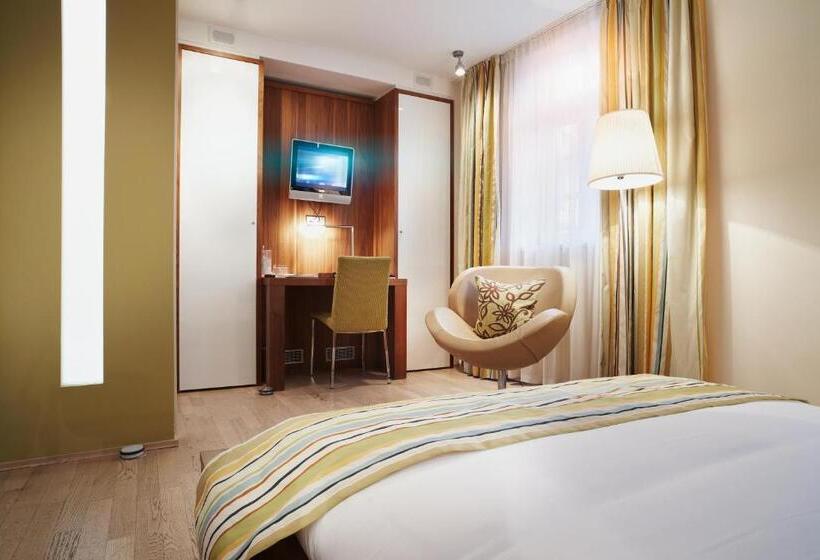 スタンダードルーム, Das Spritzenhaus