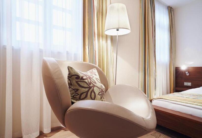 スタンダードルーム, Das Spritzenhaus