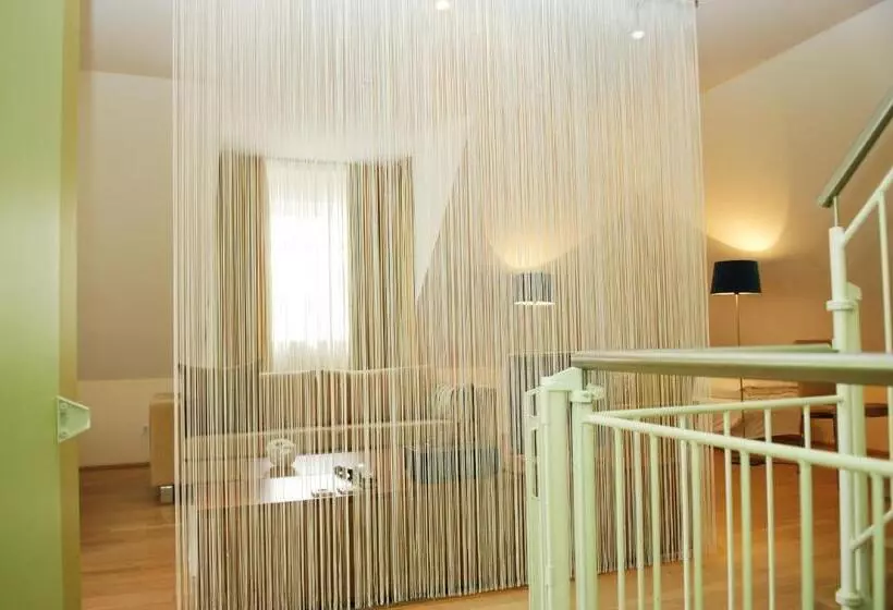 スイート, Das Spritzenhaus